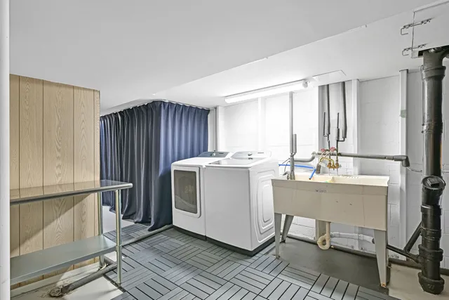 $530,000 | 641 West Fairy Chasm Road, Bayside, WI 53217