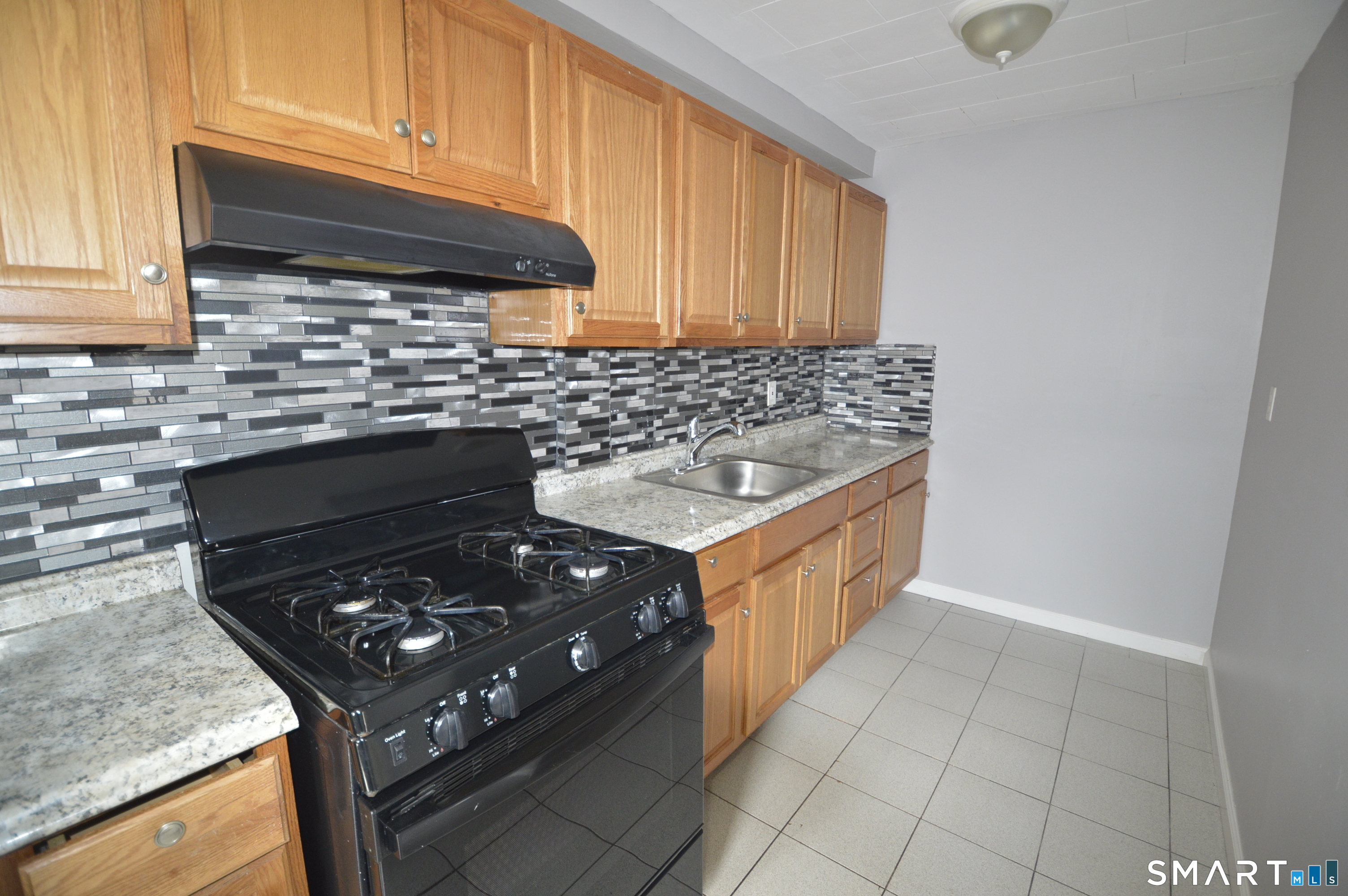 203 Main Street West Haven, CT 06516 - Photo 6 of 23