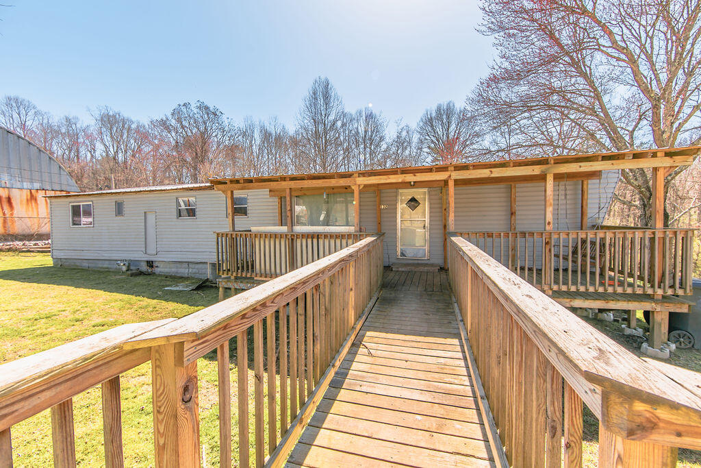 132 Mill Road Wartburg, TN 37887 - Photo 3 of 20 FMN_5506-1