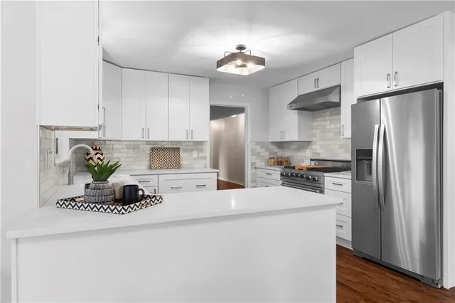 $769,000 | 8236 Linden Drive, Prairie Village, KS 66208