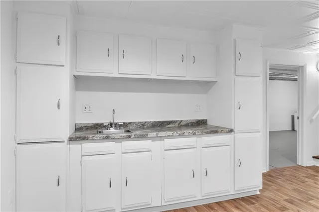 $769,000 | 8236 Linden Drive, Prairie Village, KS 66208