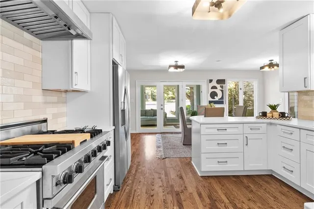 $769,000 | 8236 Linden Drive, Prairie Village, KS 66208