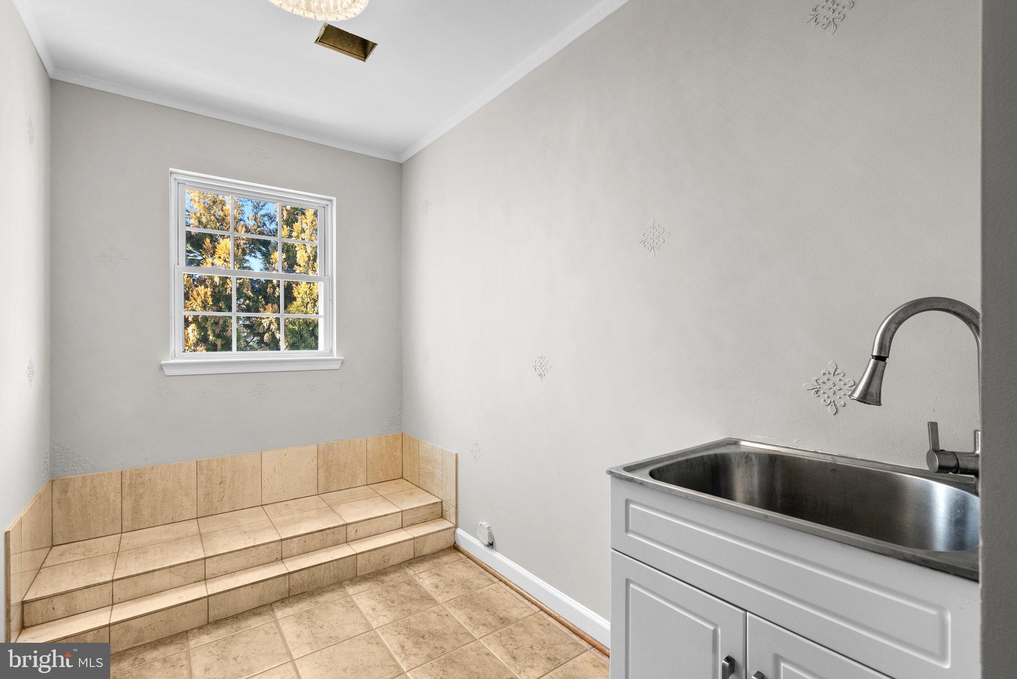 14006 Bromfield Road Germantown, MD 20874 - Photo 36 of 66 Gallery Image 36