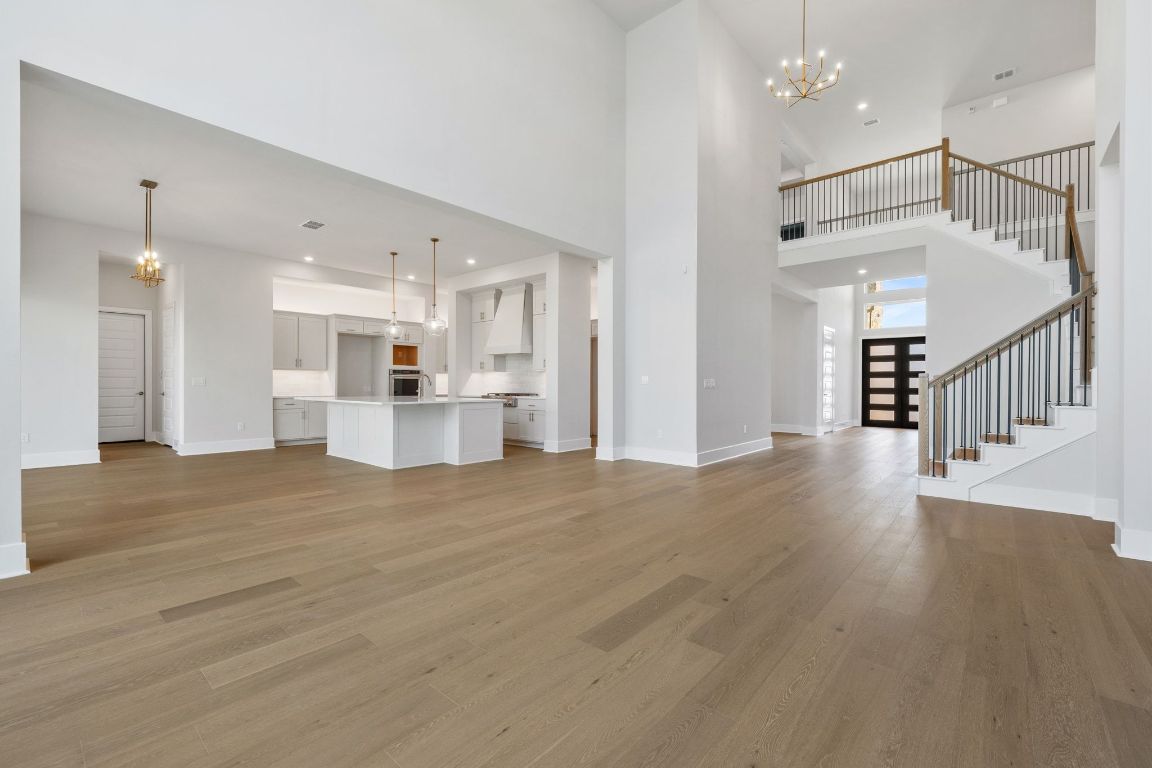 806 Geiger Path Lakeway, TX 78738 - Photo 4 of 35