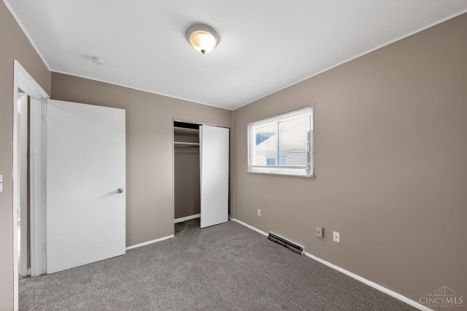 3910 Delhi Road Cincinnati, OH 45204 - Photo 18 of 38