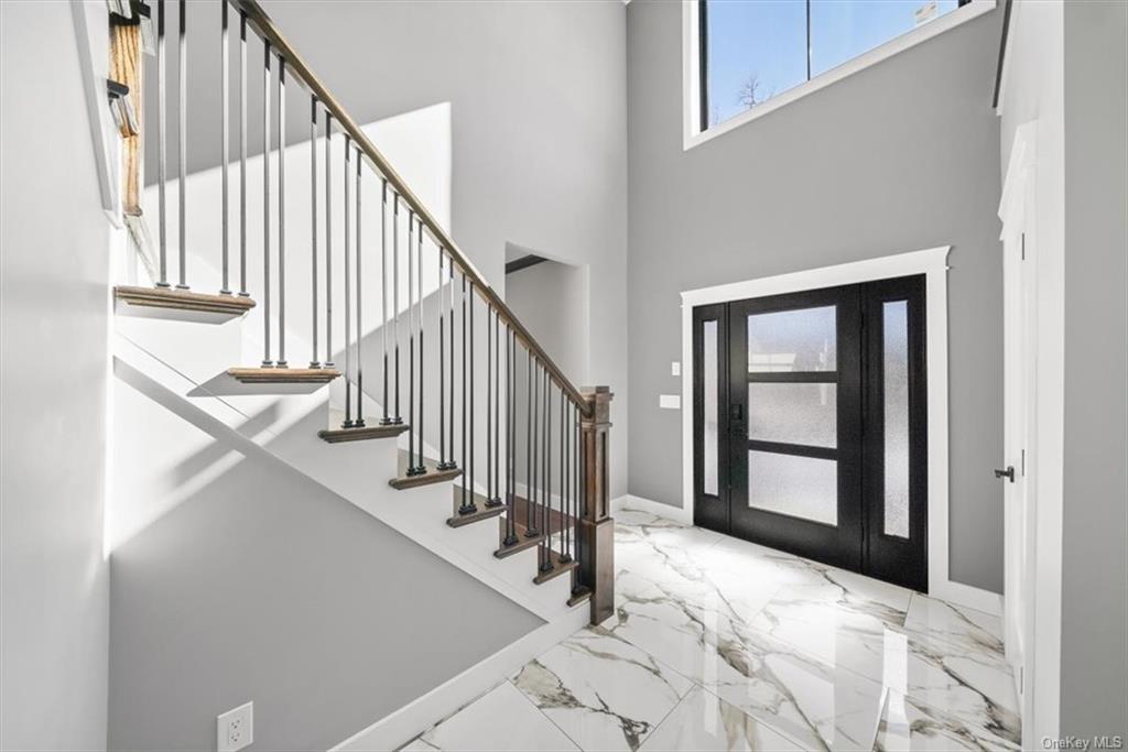 346 Shawanga Lodge Road Bloomingburg, NY 12721 - Photo 4 of 36 Foyer entrance with a high ceiling