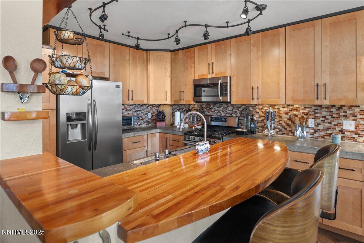 2980 Hacienda Way Reno, NV 89503 - Photo 28 of 60 29-DSC_1315