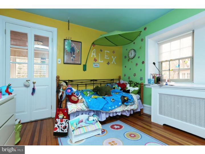 110 West Springfield Avenue Philadelphia, PA 19118 - Photo 17 of 25 Bedroom 2