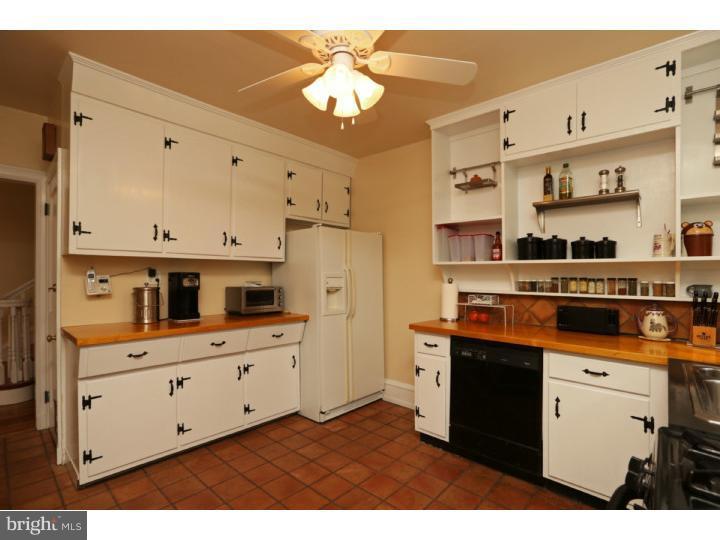 110 West Springfield Avenue Philadelphia, PA 19118 - Photo 9 of 25 Kitchen