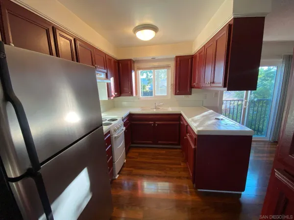 $2,750 | 253 North Cedar Street, Escondido, CA 92025