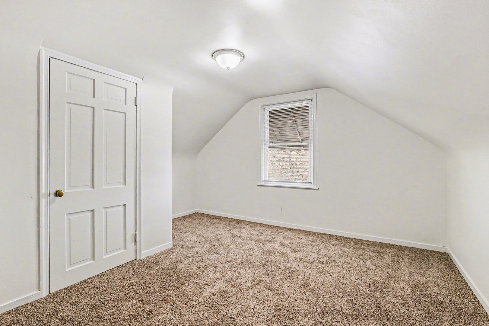 11057 South Ave B Chicago, IL 60617 - Photo 10 of 15