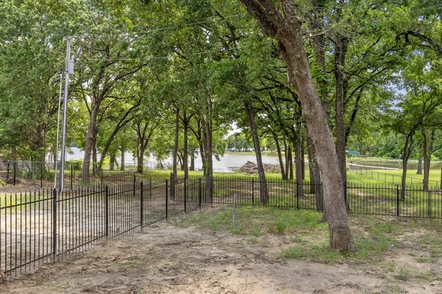 $690,000 | 2811 Rodeo Drive, Quinlan, TX 75474