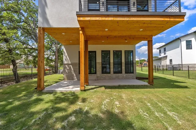 $690,000 | 2811 Rodeo Drive, Quinlan, TX 75474