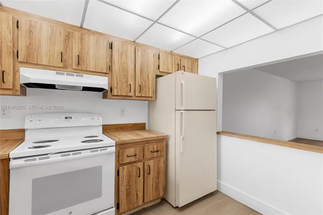 $1,900 | 6061 Shaker Wood Circle, Unit 206, Tamarac, FL 33319