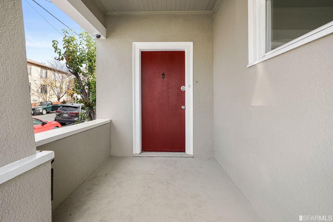 3036 14th Avenue Oakland, CA 94602 - Photo 30 of 35 a view of an empty room