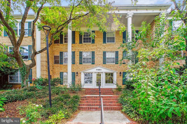$360,500 | 7661 Provincial Drive, Unit 201, McLean, VA 22102