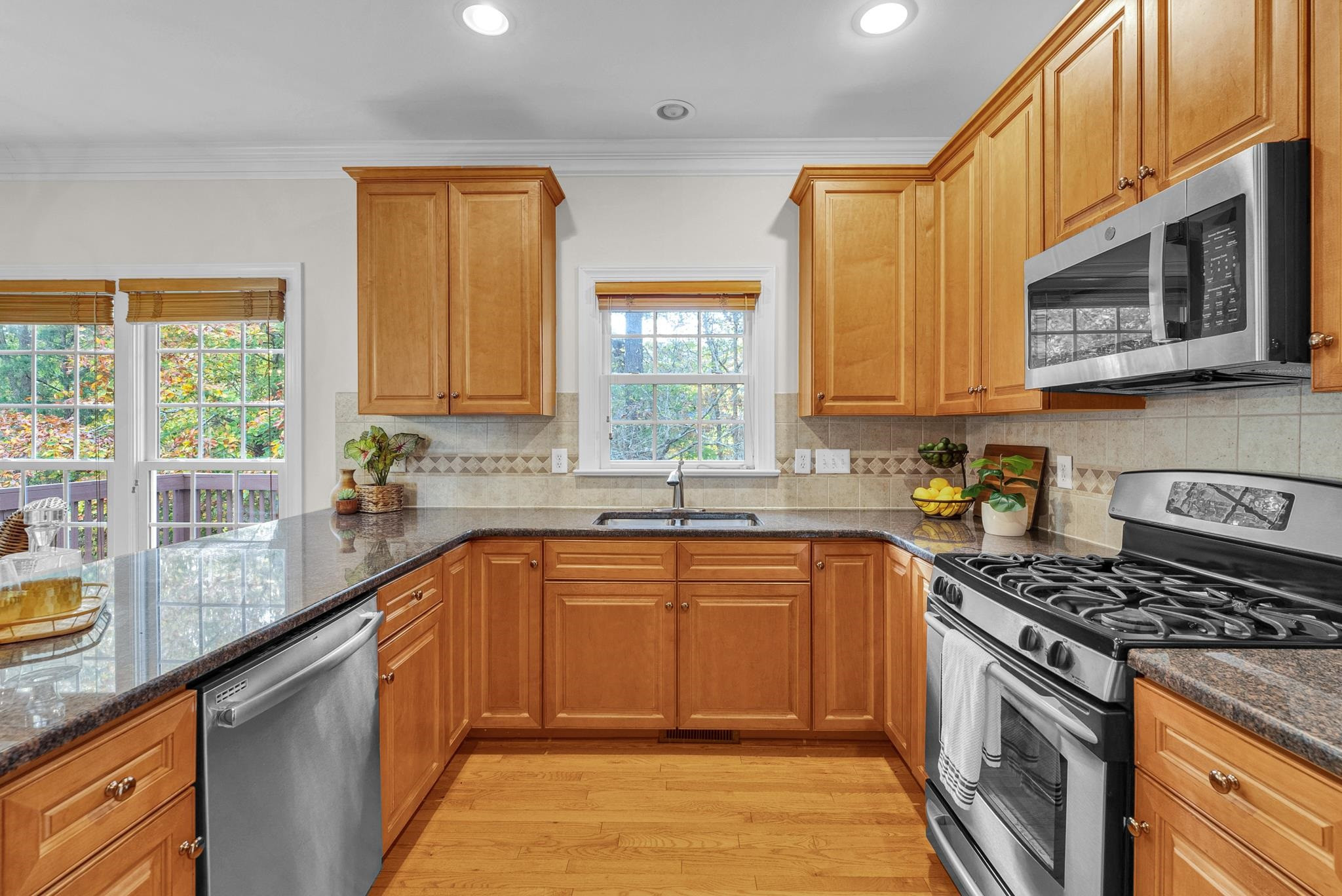 8409 Aptos Court Raleigh, NC 27613 - Photo 23 of 46 Kitchen