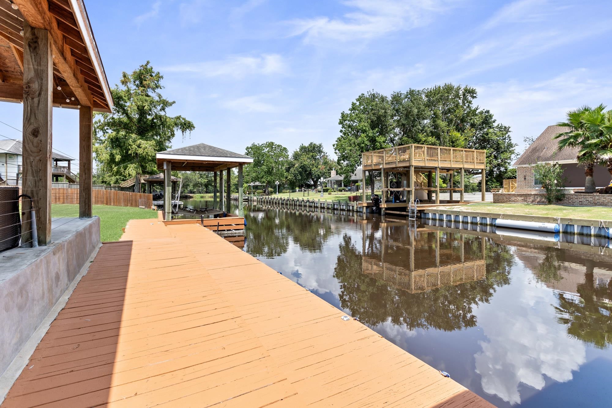 112 Robin Avenue Bridge City, TX 77611 - Photo 33 of 39
