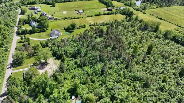 $99,000 | 7714 Decker Road, Evans, NY 14047