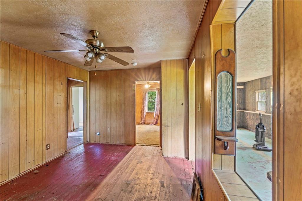 722 Coal Valley Road Clairton, PA 15025 - Photo 11 of 19 Gallery Image 11