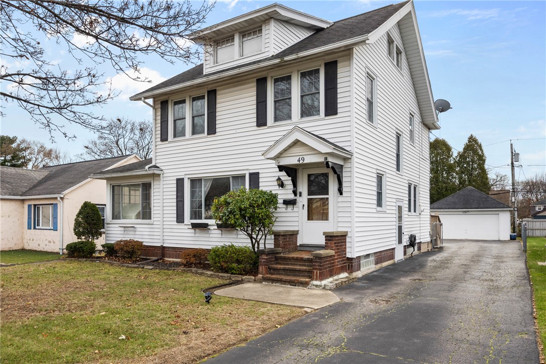 49 Vinton Road Irondequoit, NY 14622 - Photo 3 of 44