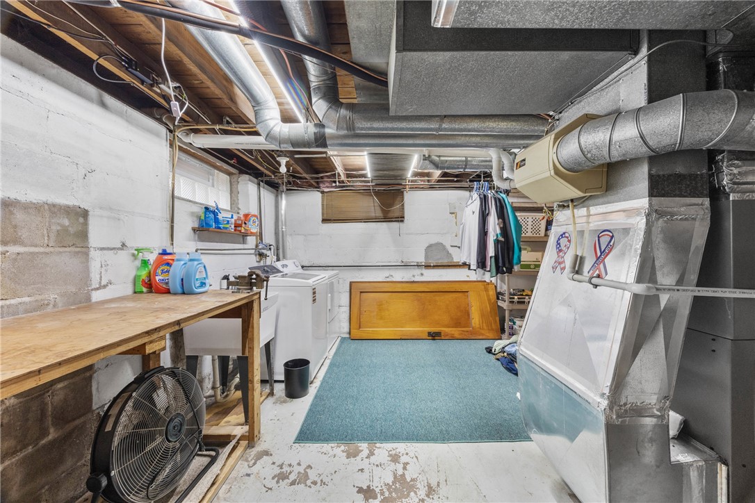 49 Vinton Road Irondequoit, NY 14622 - Photo 33 of 44