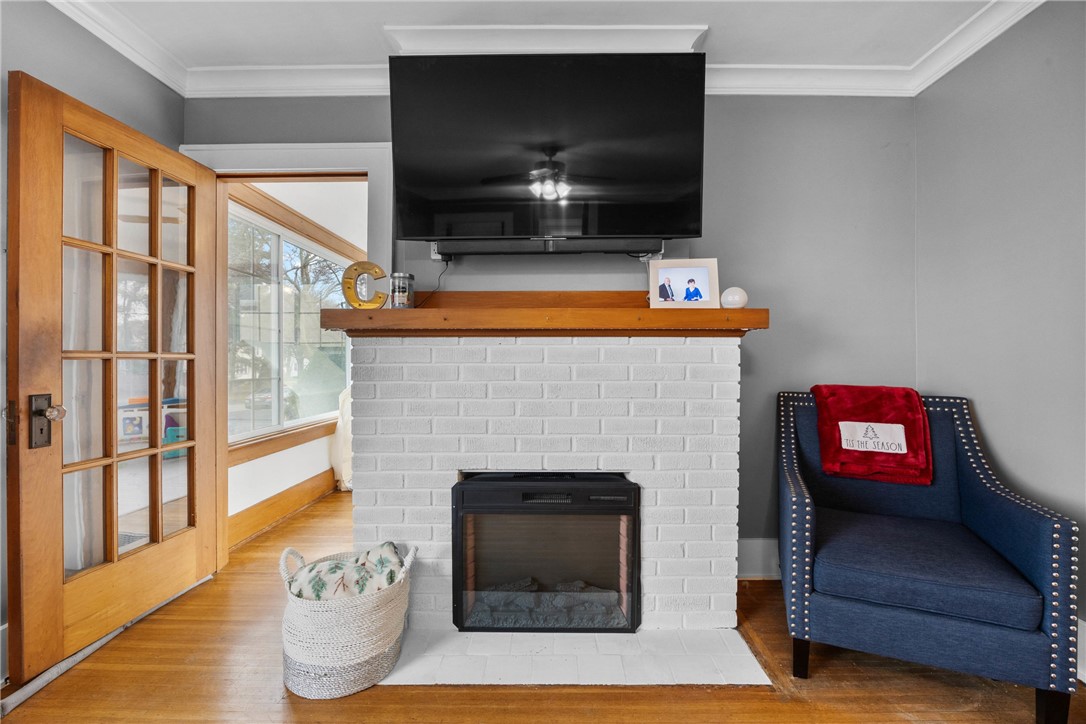 49 Vinton Road Irondequoit, NY 14622 - Photo 8 of 44