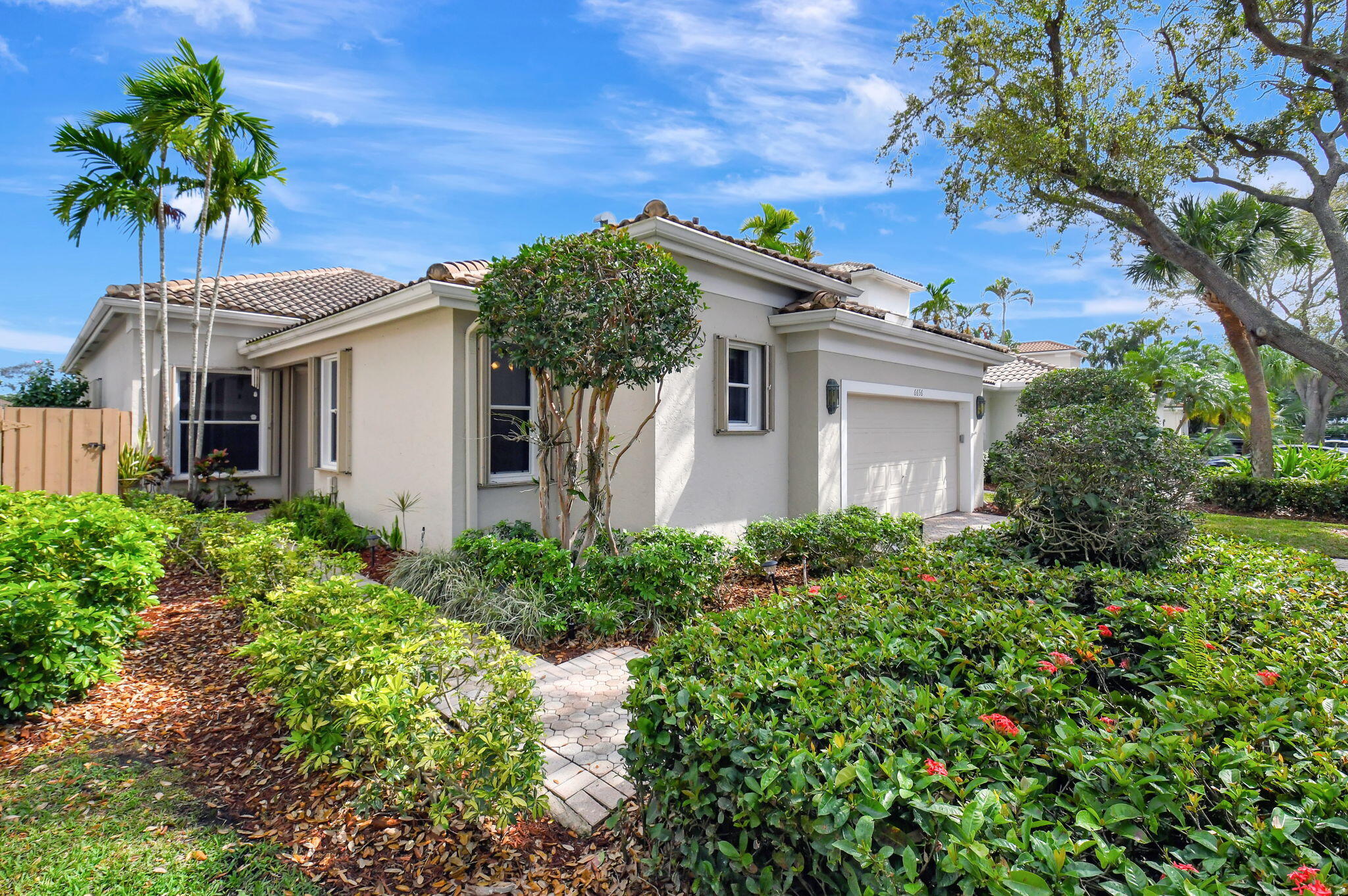 6656 Northwest 24th Terrace Boca Raton, FL 33496 - Photo 2 of 48 1-web-or-mls-DSC_2978