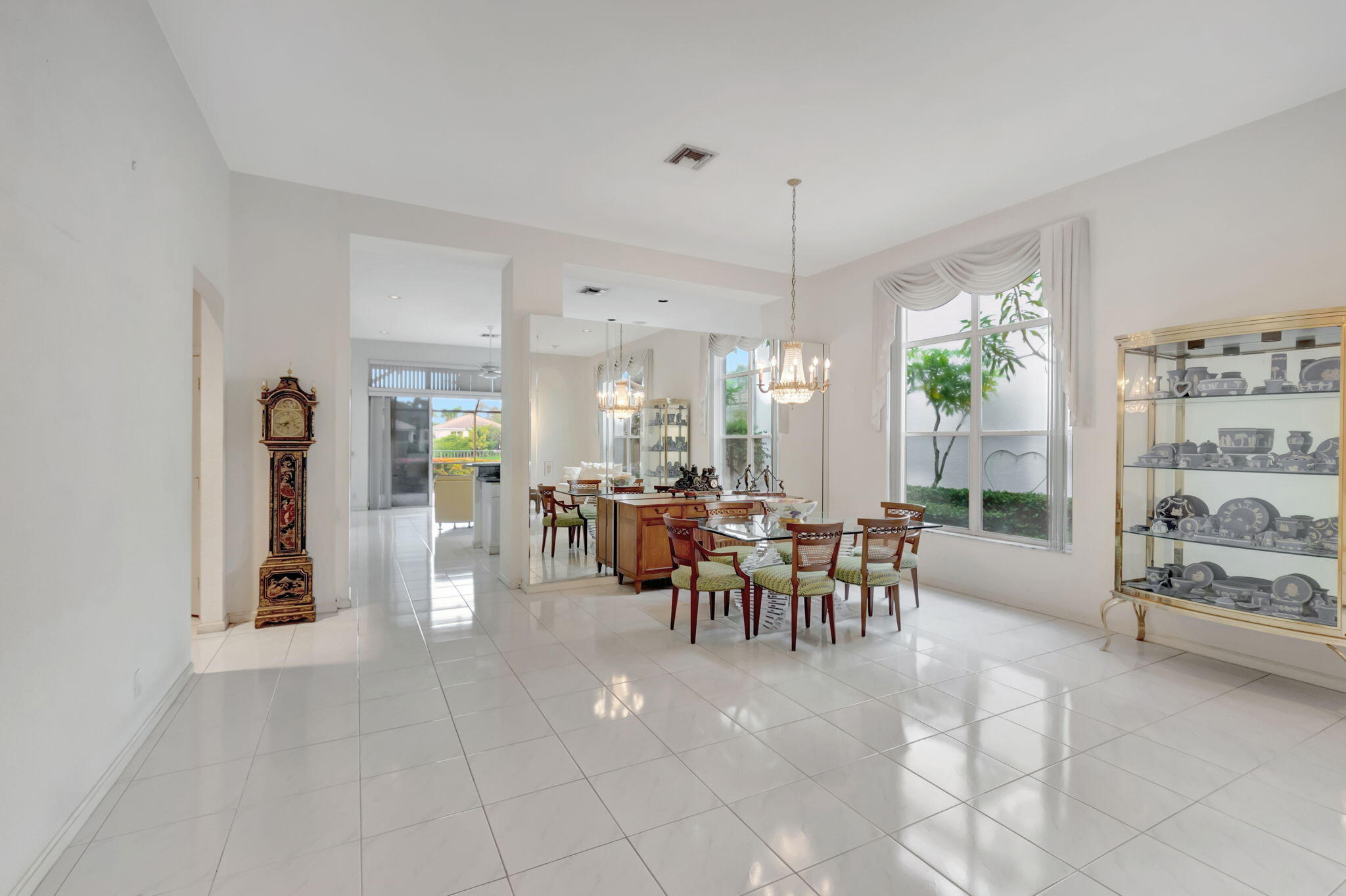 6656 Northwest 24th Terrace Boca Raton, FL 33496 - Photo 4 of 48 5-web-or-mls-DSC_2998