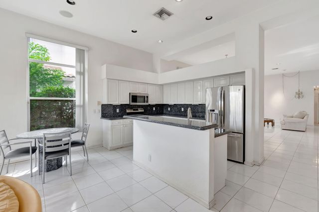 $450,000 | 6656 Northwest 24th Terrace, Boca Raton, FL 33496