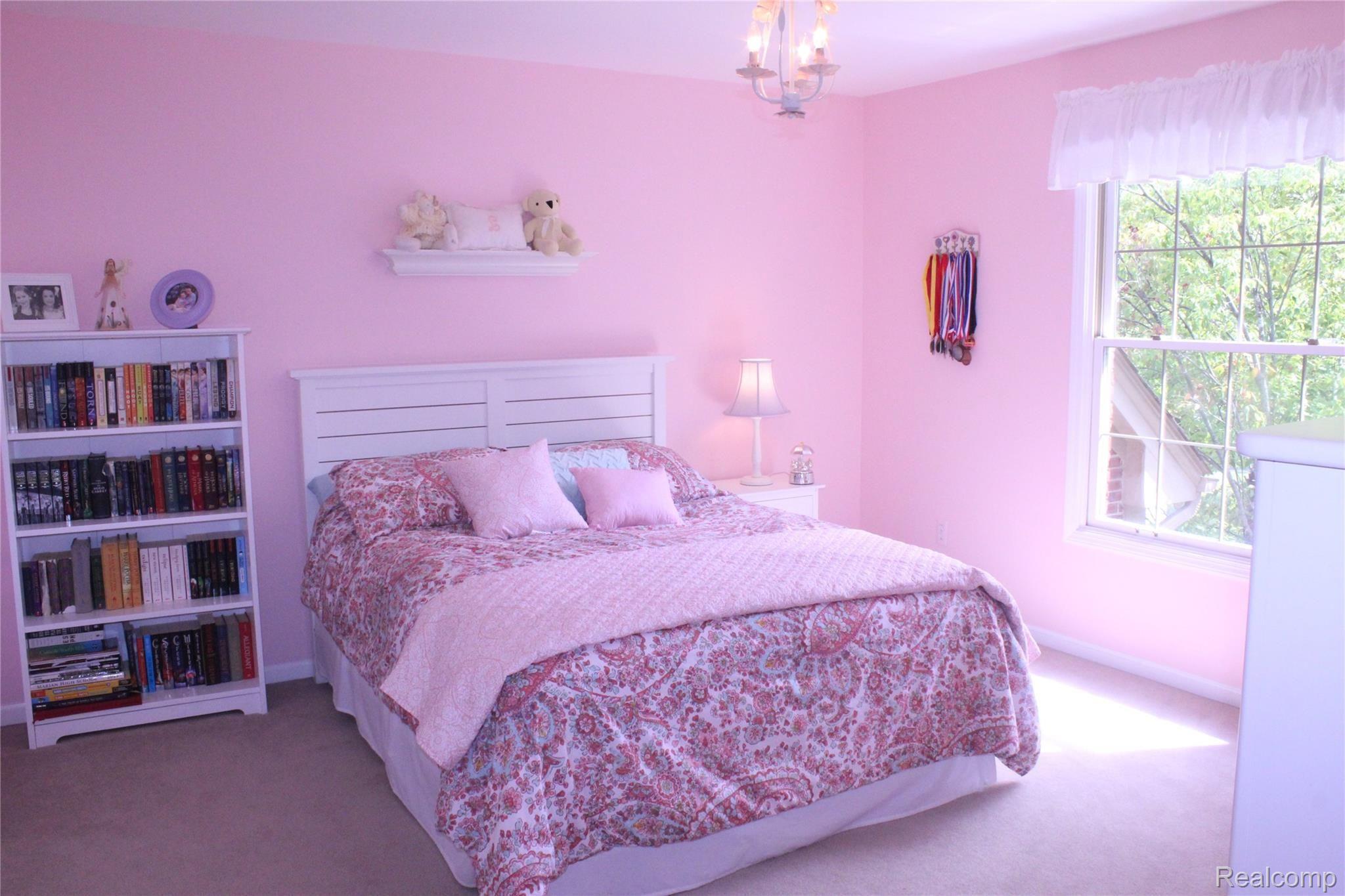 1794 Skyline Drive Rochester, MI 48306 - Photo 33 of 41 Skyline 32 - Bedroom 4.JPG