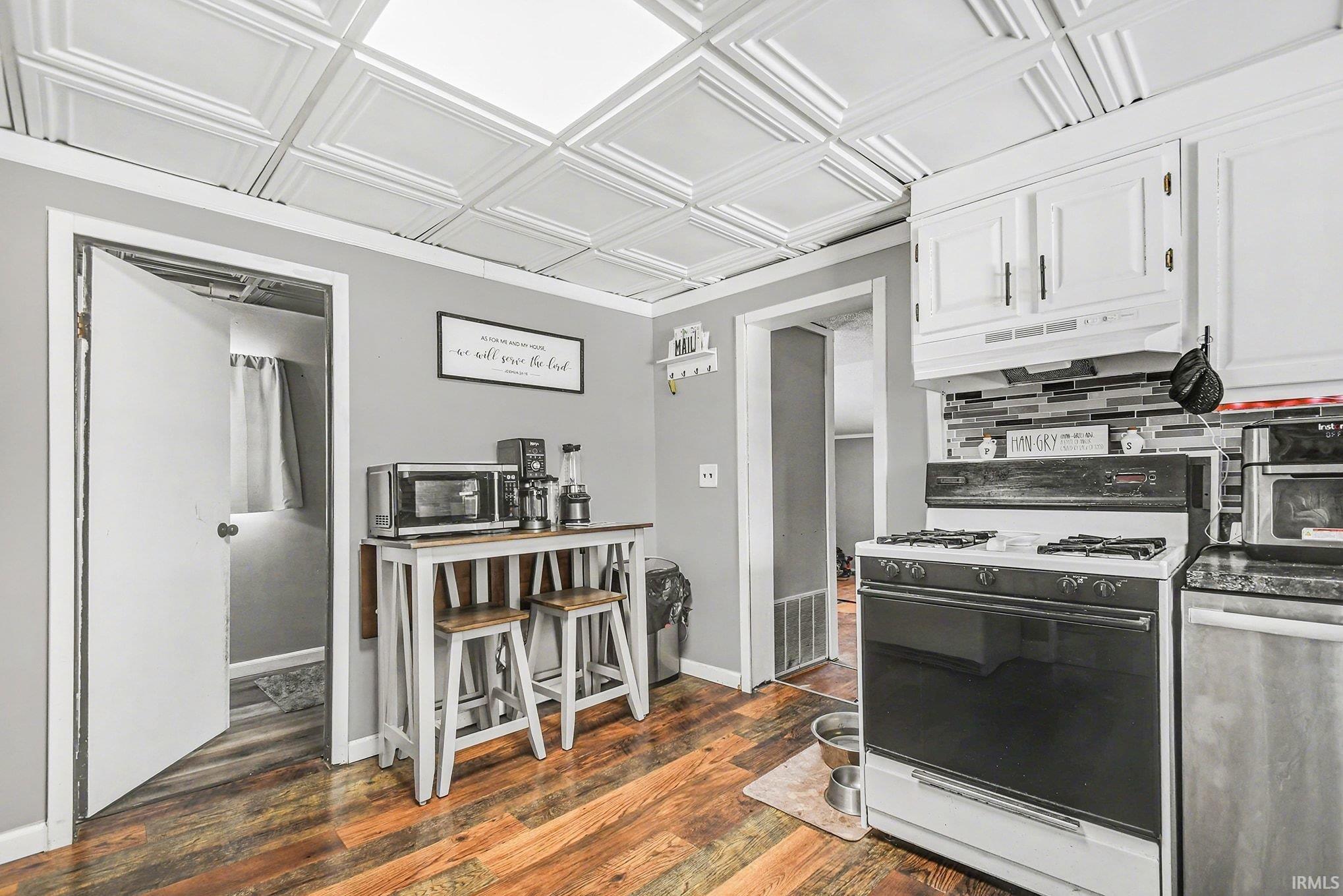 602 North Maple Street Lagrange, IN 46761 - Photo 8 of 17