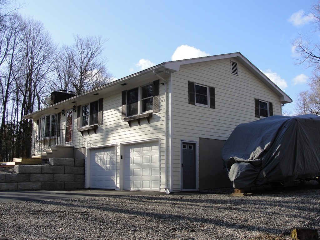 41 Allen Coit Road Huntington, MA 01050 - Photo 4 of 30 a view of a house with a yard