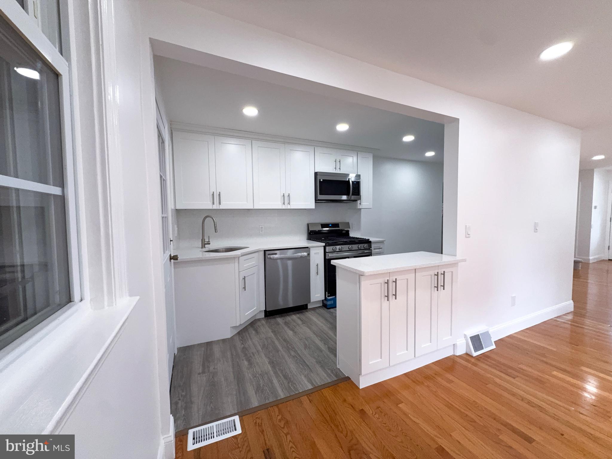 430 W Road Ridley Park, PA 19078 - Photo 4 of 26 Gallery Image 4