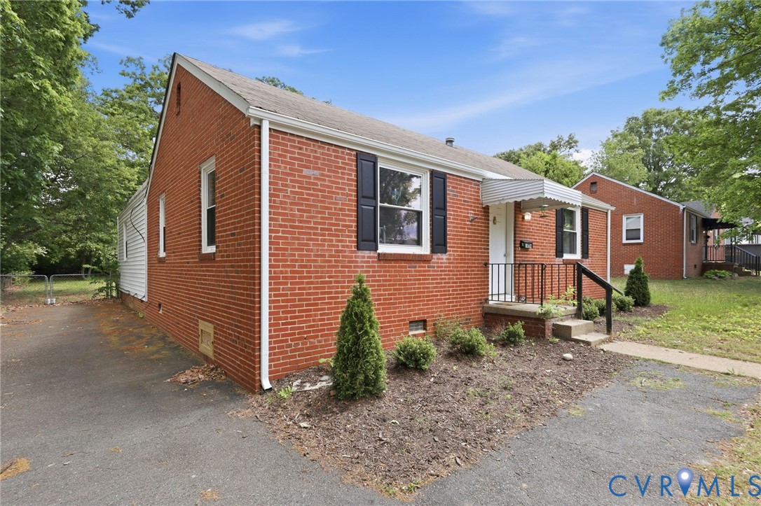 1609 Foster Road Richmond, VA 23226 - Photo 2 of 54
