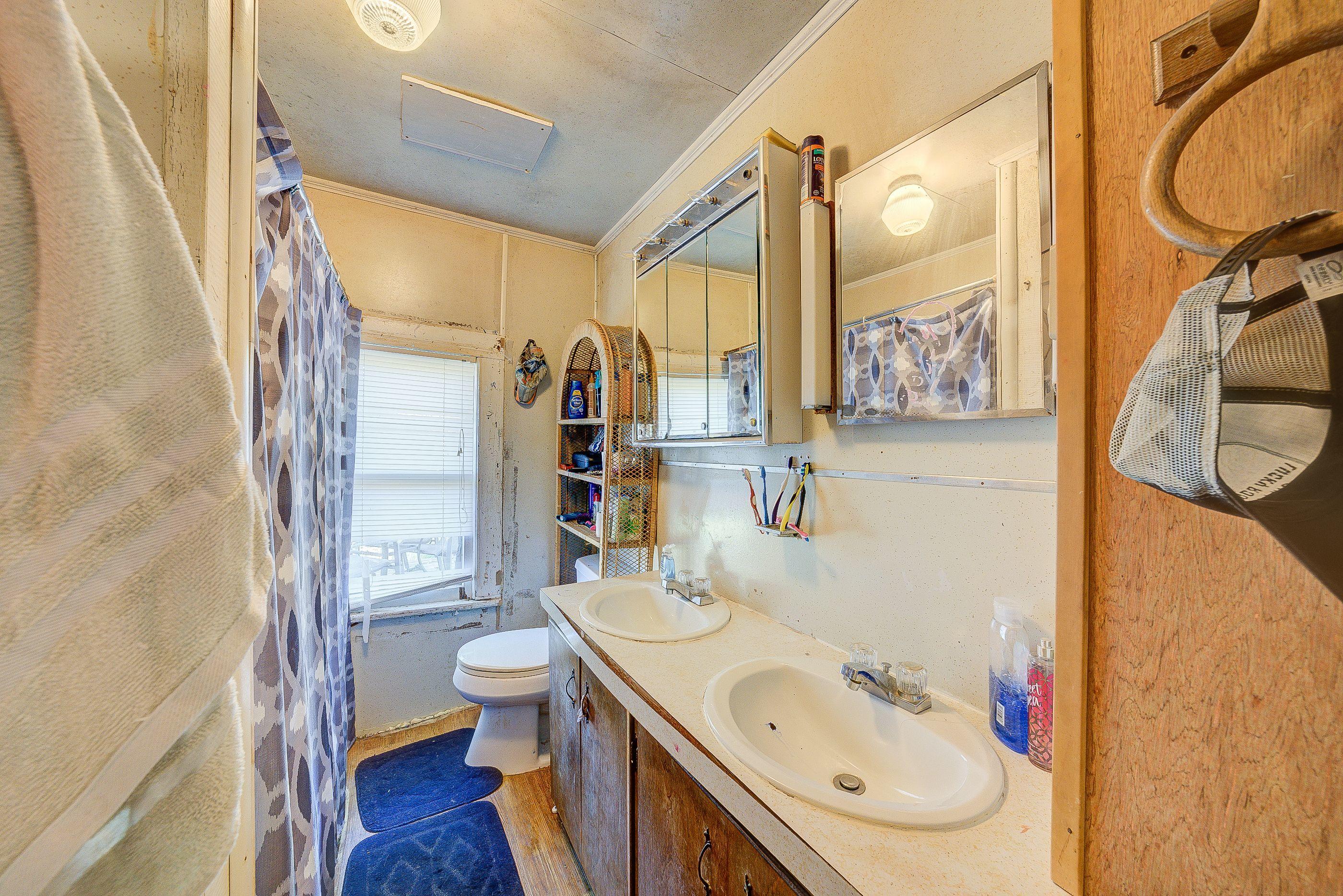2865 Webbs Mill Road North Floyd, VA 24091 - Photo 27 of 64 bathroom