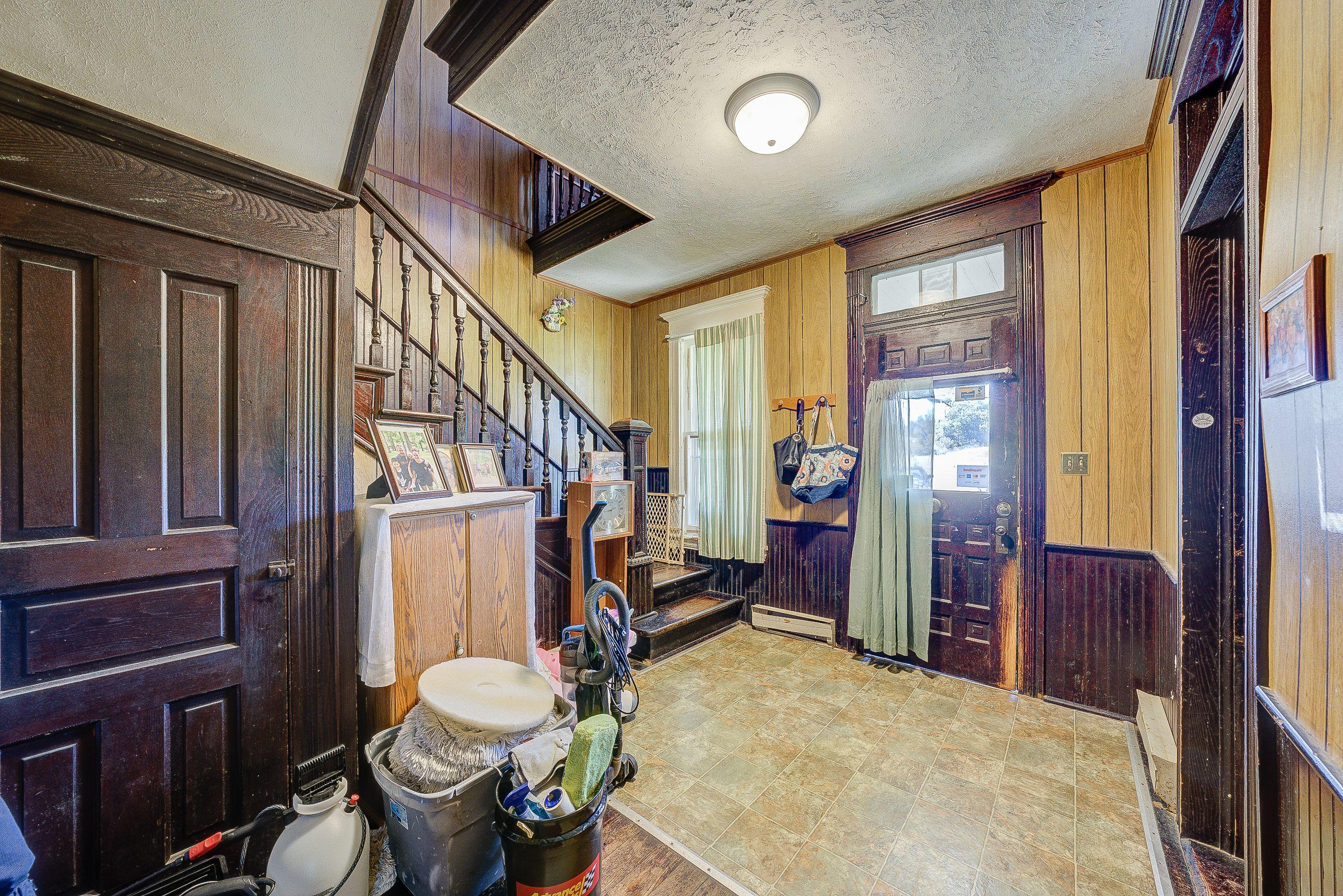 2865 Webbs Mill Road North Floyd, VA 24091 - Photo 32 of 64 foyer