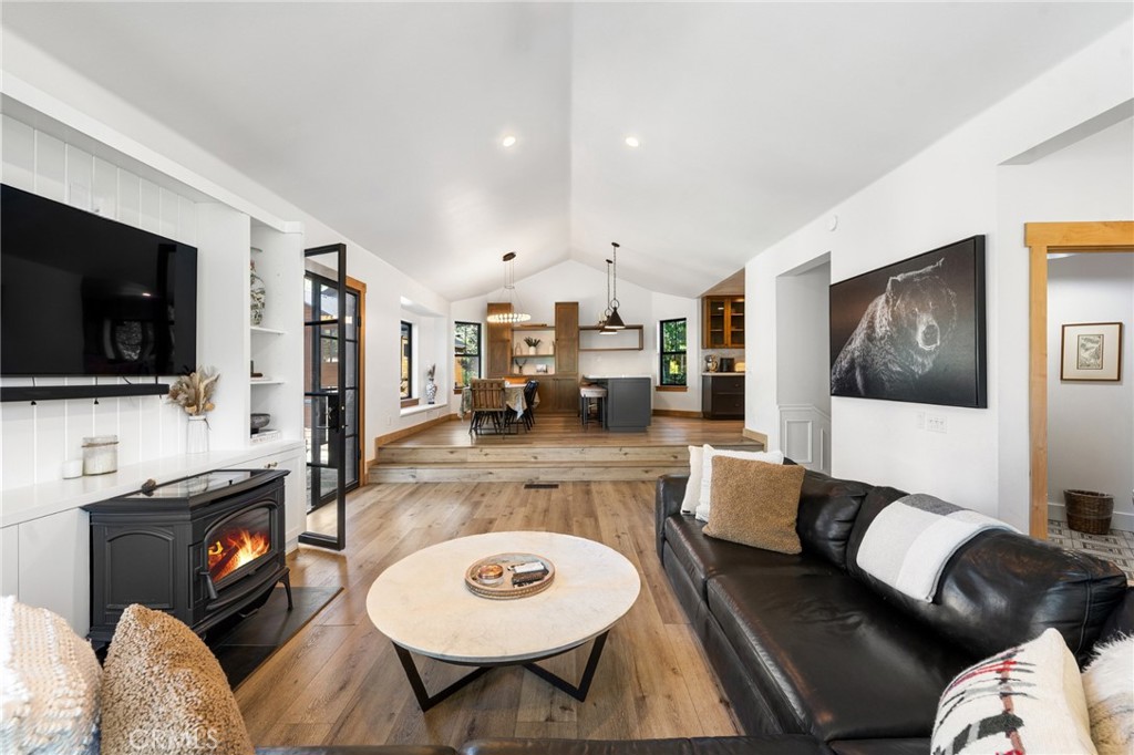 595 Waterford Avenue Mammoth Lakes, CA 93546 - Photo 14 of 48