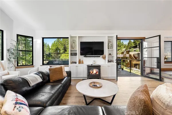 $18,000 | 595 Waterford Avenue, Mammoth Lakes, CA 93546