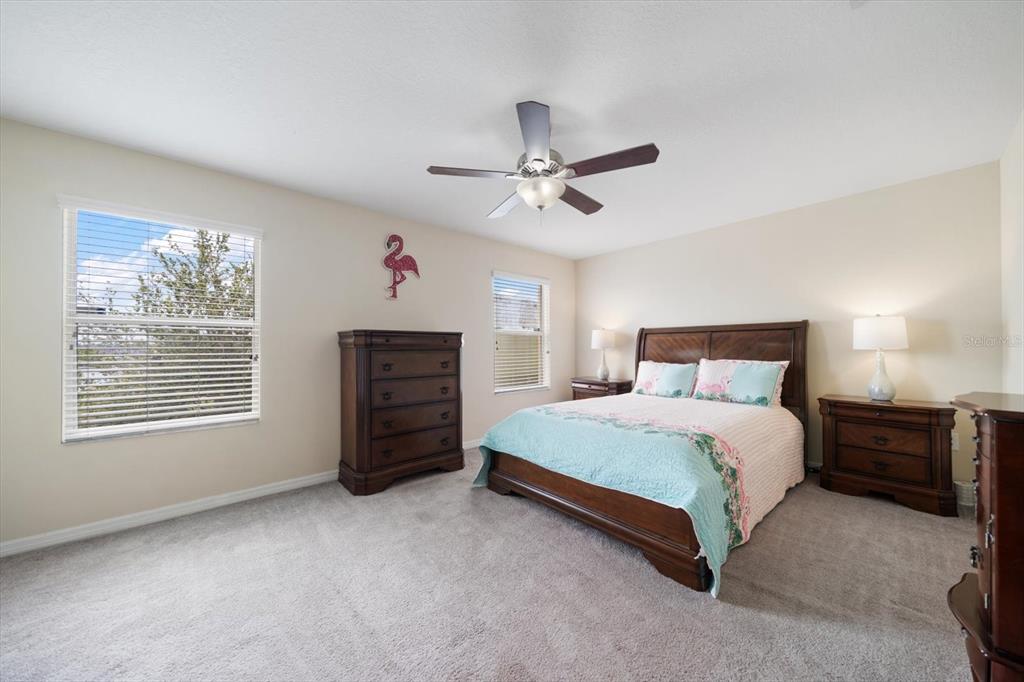 2011 Hawks View Drive Ruskin, FL 33570 - Photo 18 of 34