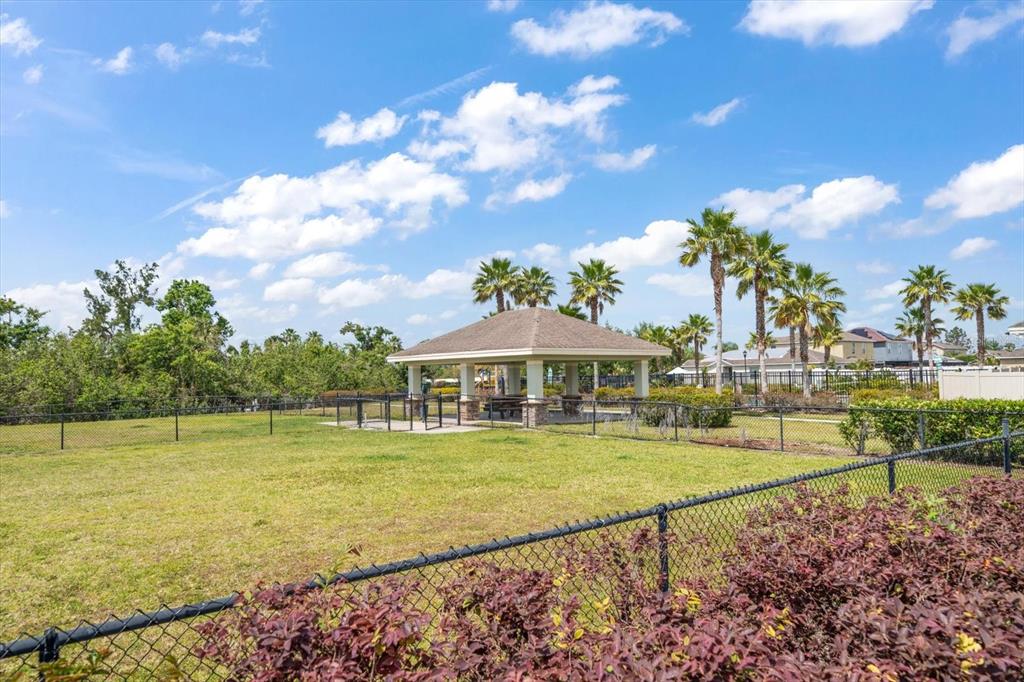 2011 Hawks View Drive Ruskin, FL 33570 - Photo 32 of 34