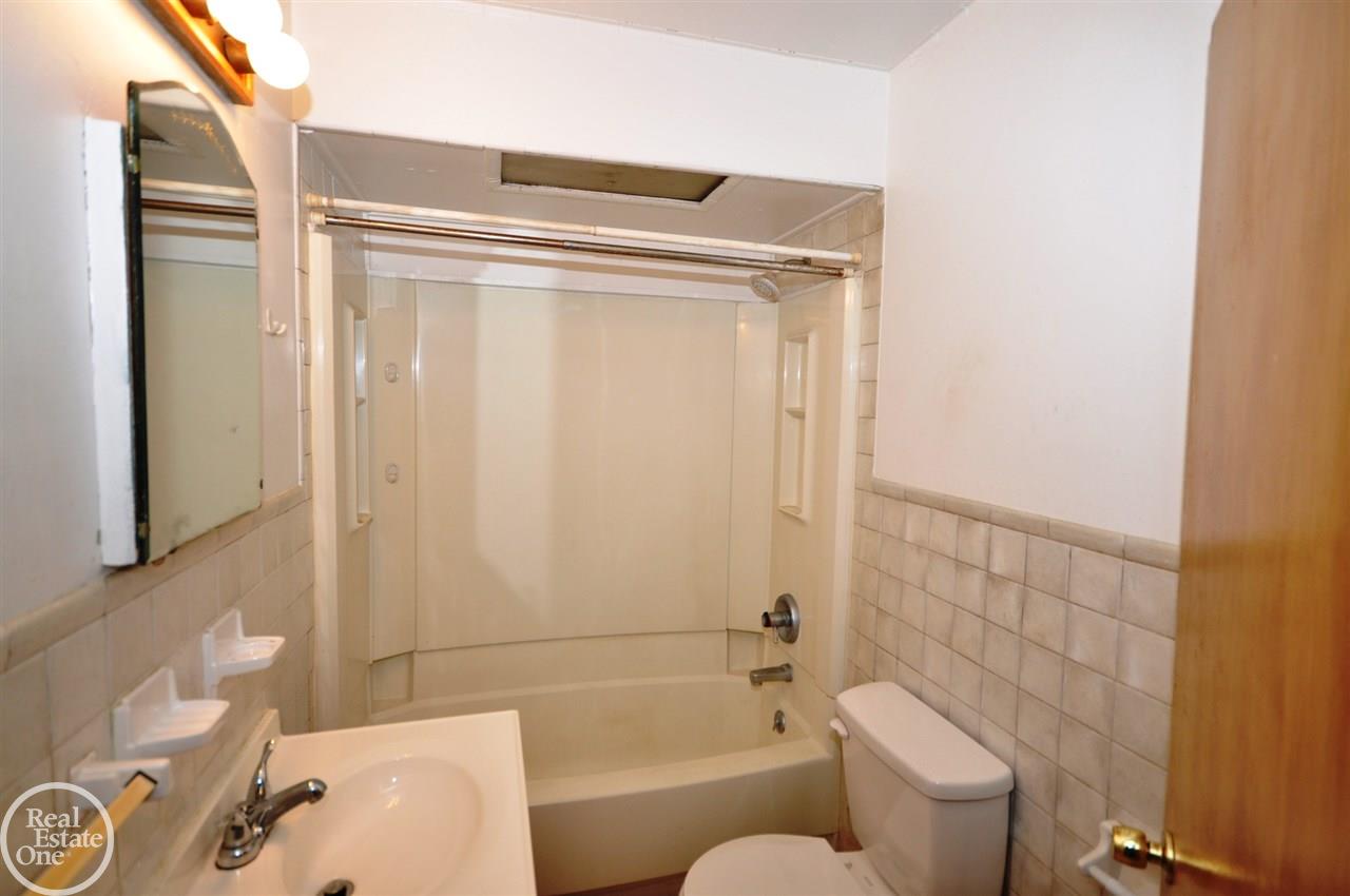 2914 Simpson Drive Rochester Hills, MI 48309 - Photo 13 of 13