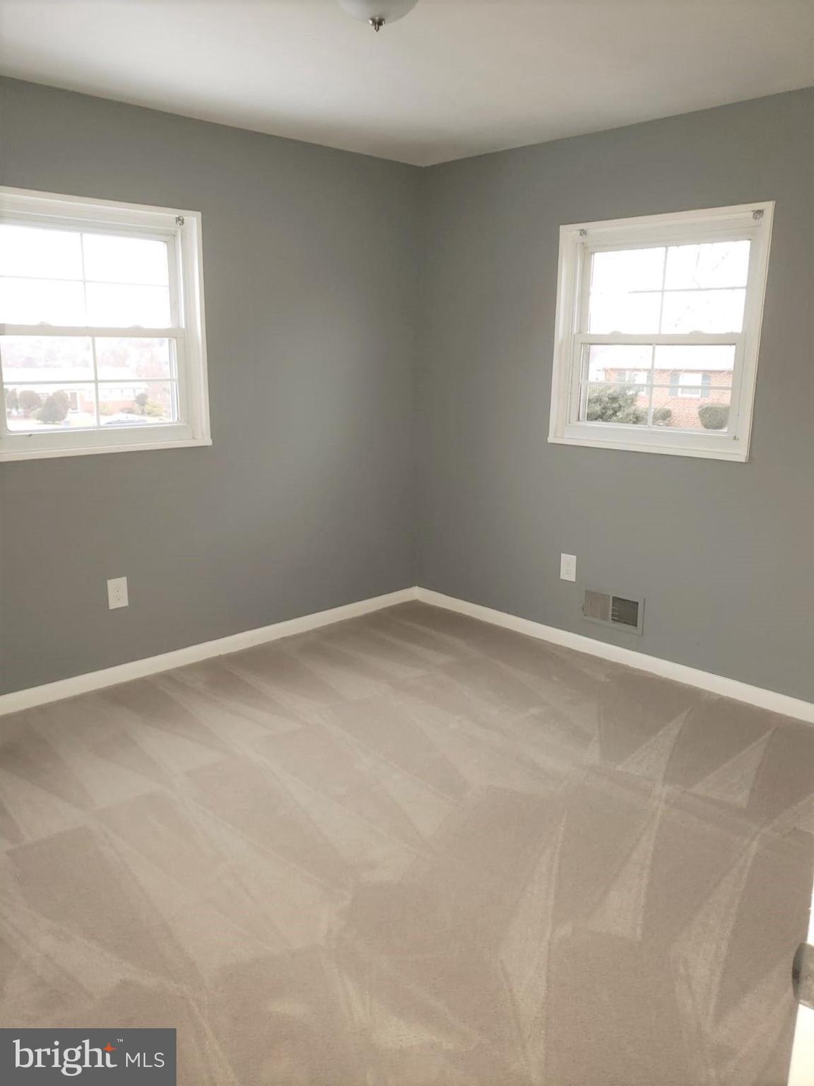 1314 Woodbridge Road Baltimore, MD 21228 - Photo 11 of 20