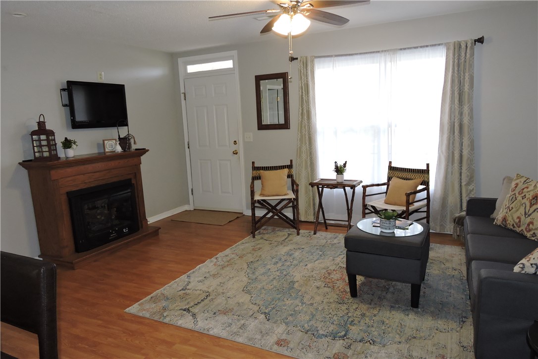 111 Hickory Trail Westminster, SC 29693 - Photo 7 of 21 Large Living Room with Gas Fireplace