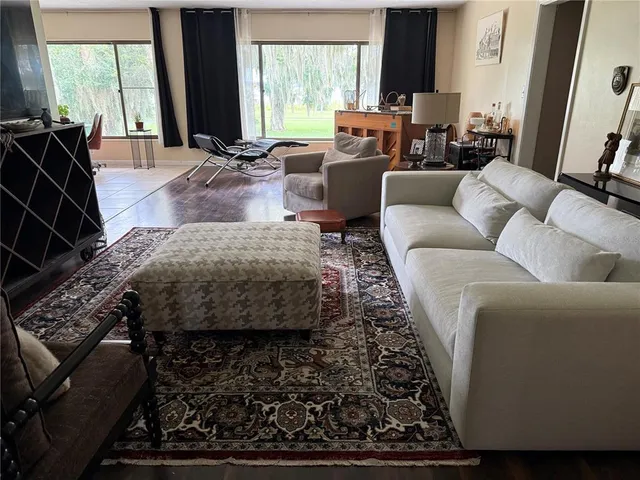 $625,000 | 9279 Silver Lake Drive, Leesburg, FL 34788