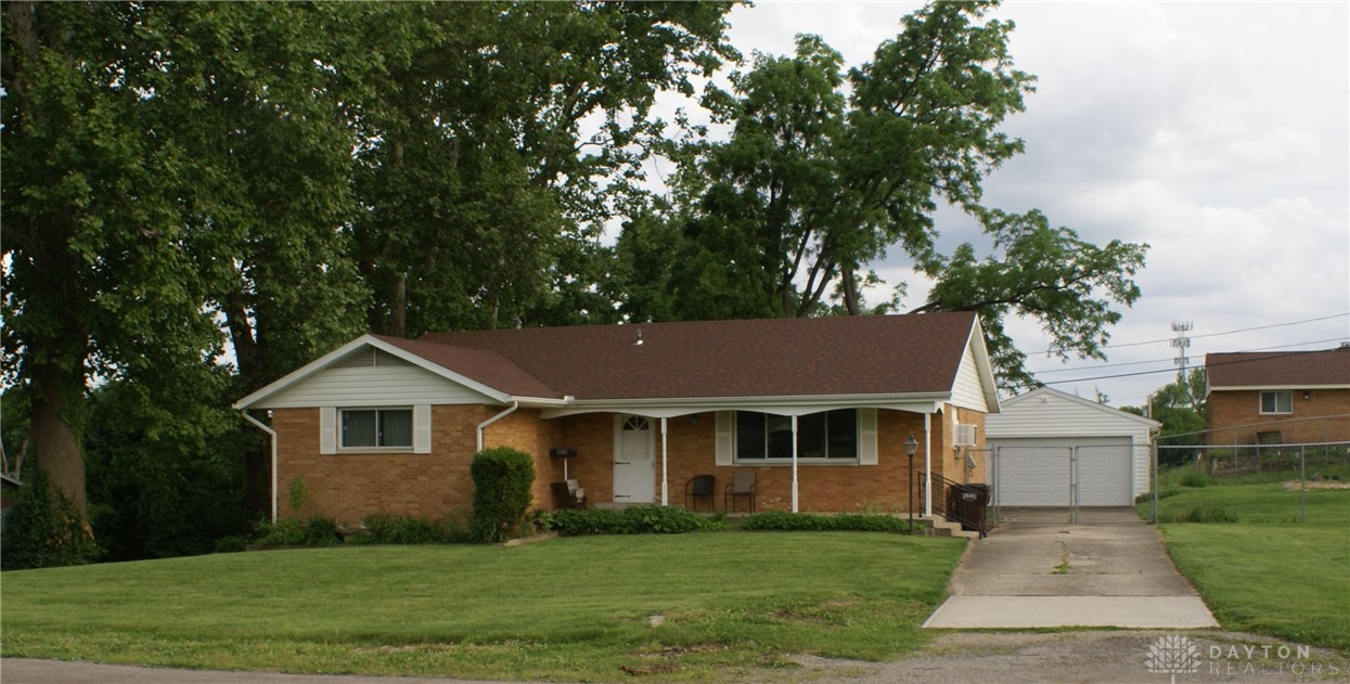 2092 Neff Road Dayton, OH 45414 - Photo 1 of 31 Gallery Image 1