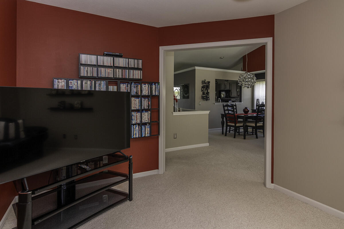 1357 Harrier Ridge Kalamazoo, MI 49009 - Photo 15 of 34 1357HarrierRidge-38
