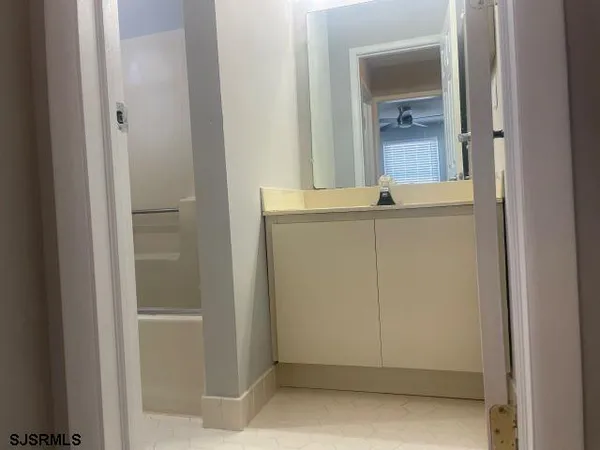 $25,000 | 9401 Winchester Avenue, Unit 2, Margate City, NJ 08402