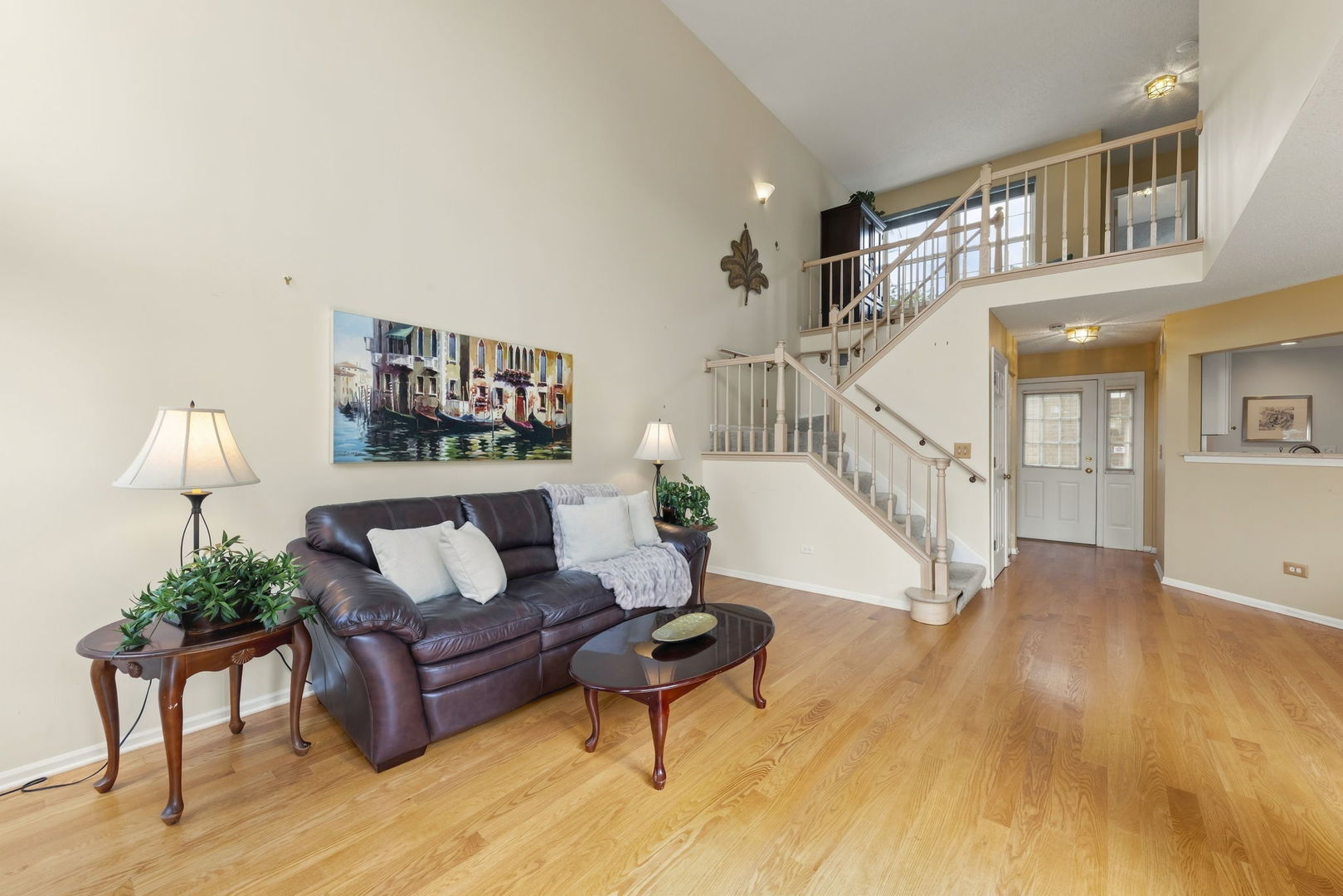 314 Cimarron Road East Lombard, IL 60148 - Photo 6 of 32 Gallery Image 6