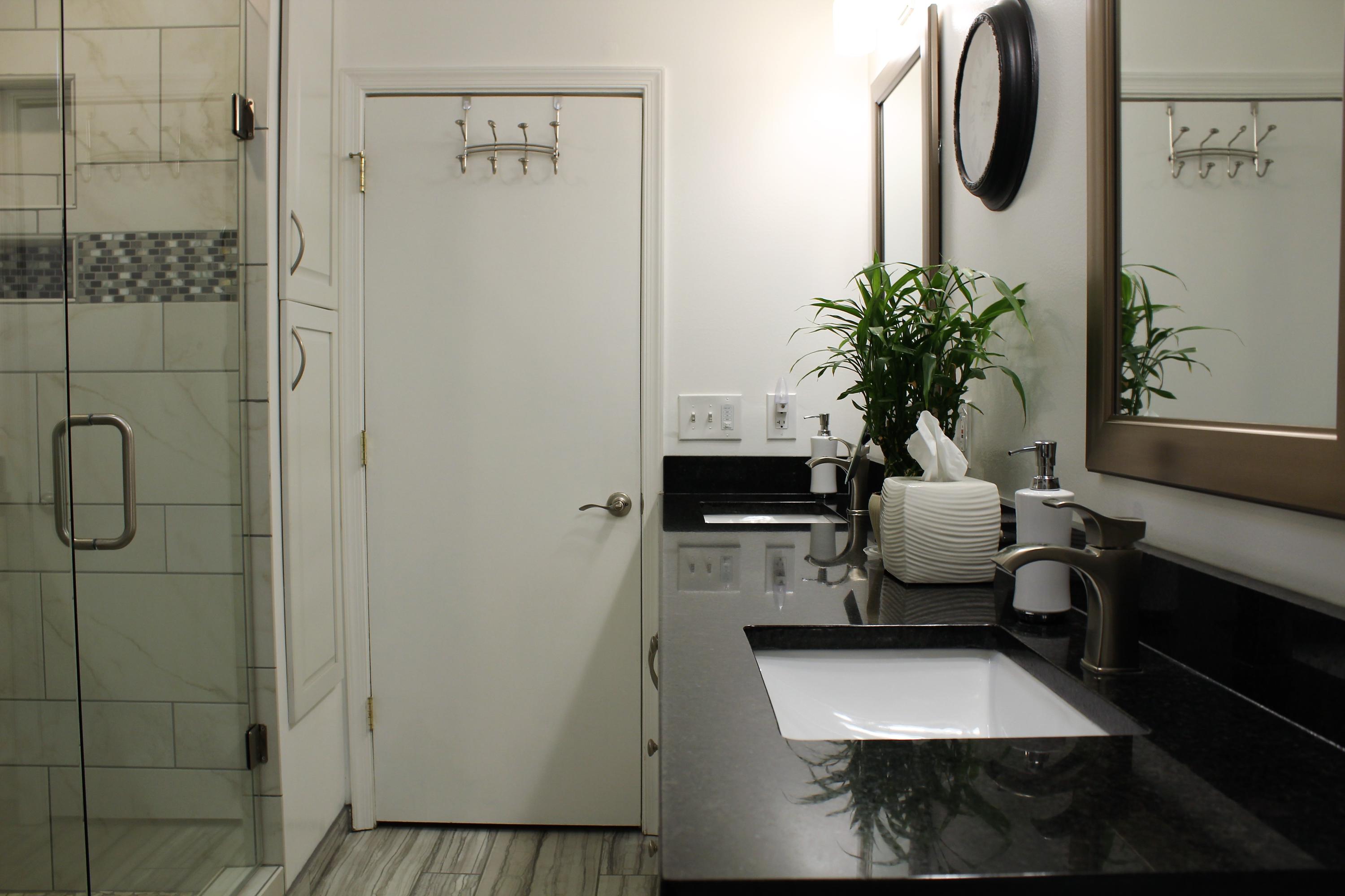 2749 Lofton Road Southwest Roanoke, VA 24015 - Photo 25 of 52 Master Bath